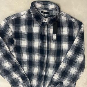 Men’s flannel size L
